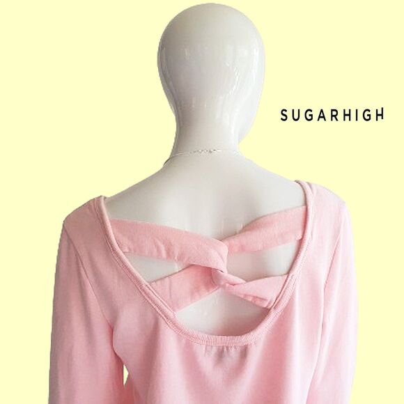 SUGAR HIGH NEW Coquettecore Floral Logo Twisted Band Open Back Sweat Top M - Picture 11 of 12